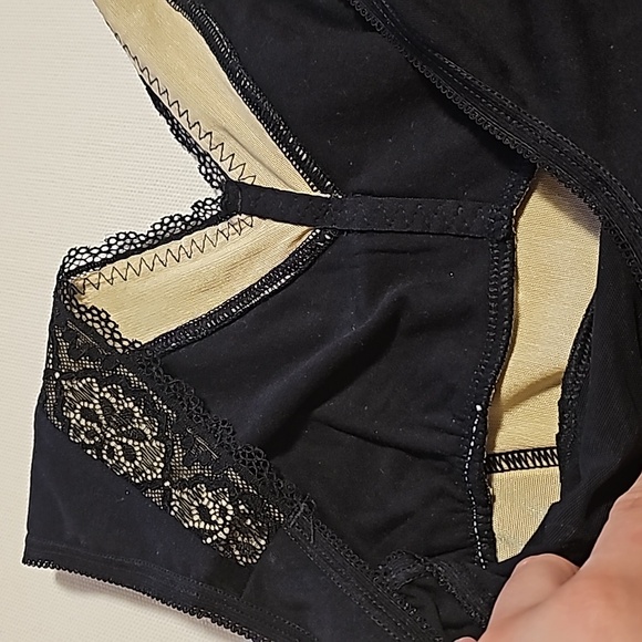 Lace top shapewear - Picture 4 of 10